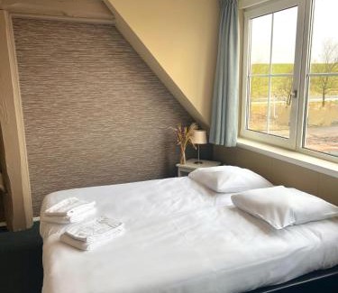 Harlingen House | Bed and Breakfast De Zeehoeve