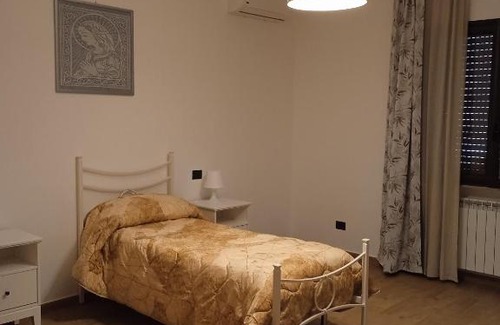 Cinquefrondi Bed & Breakfast | Bed and Breakfast Il Sole -Cinquefrondi
