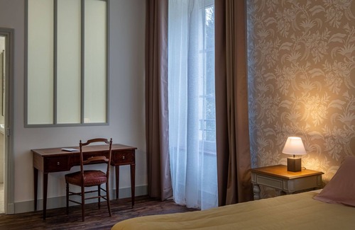 Charnizay Bed & Breakfast | Bed and breakfast in a château near La Roche Posay