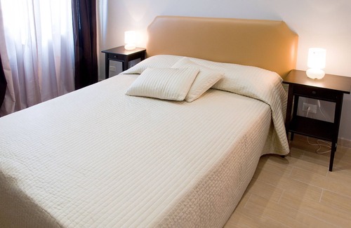 Ruggero Settimo House | Bed and Breakfast Operà