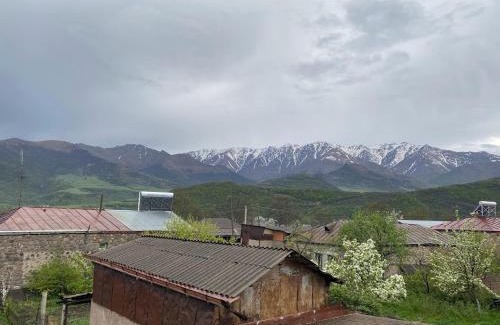 Tatev Bed & Breakfast | Bed & breakfast Gevorgyans'