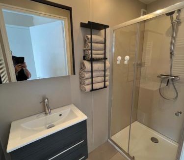 Bunschoten Apartment | Bed en B-ootje