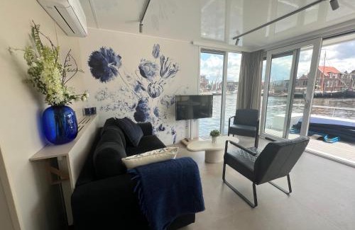 Bunschoten Apartment | Bed en B-ootje