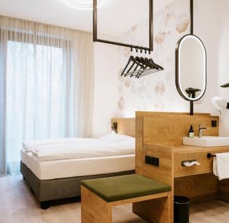 Waldegg Hotel | BEE GREEN Linz Self-Check-in-Hotel