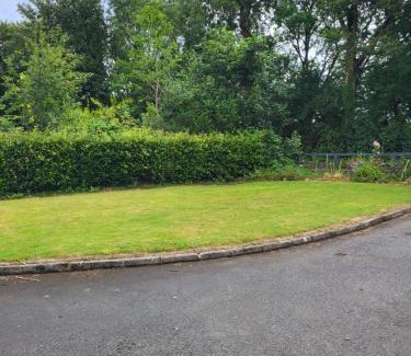 Taghmon Apartment | Beech Lodge,Garden Apartment