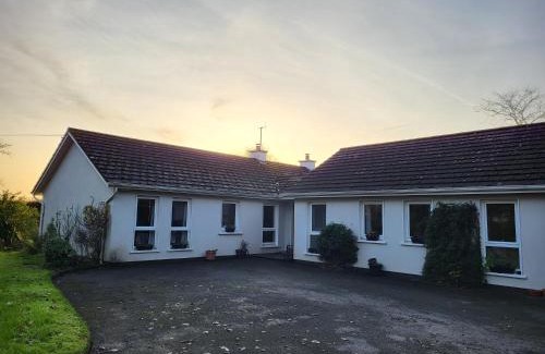 Taghmon Apartment | Beech Lodge,Garden Apartment