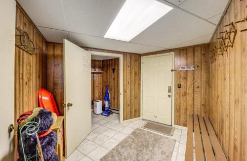 Beech Mountain House | Beech Mountain Cabin with Deck, Grill Ski and Hike!