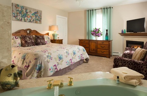 Off Broadway Hotel | Beech Tree Inn and Cottage