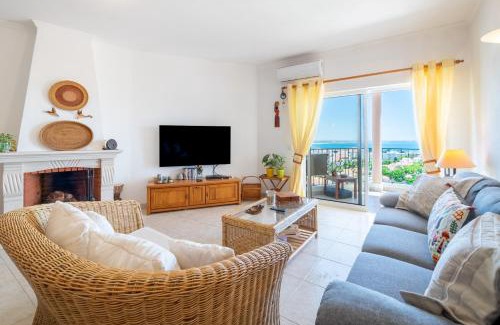 Ameijeira Apartment | BeGuest Lagos Ocean View Apartment