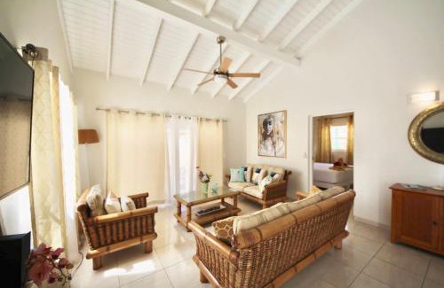 Punto de Oro House | Beija Flor