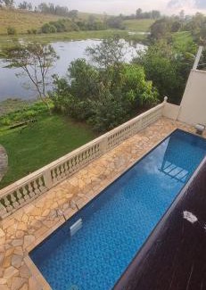 Aguas de Sao Pedro House | Belíssima casa no lago próxima ao Thermas Water Park