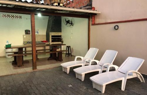 Barra Velha House | Bela casa, com internet, piscina e churrasqueira para descansar e desfrutar, dias de paz