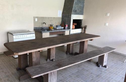 Barra Velha House | Bela casa, com internet, piscina e churrasqueira para descansar e desfrutar, dias de paz
