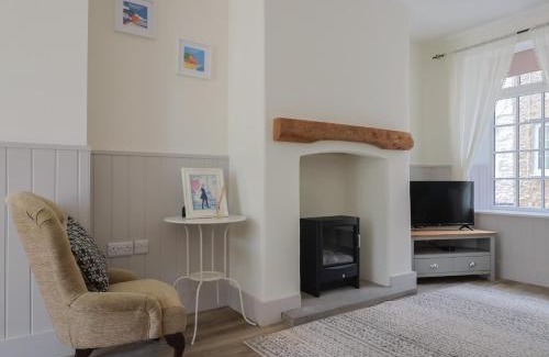Colyton House | Belfry Cottage