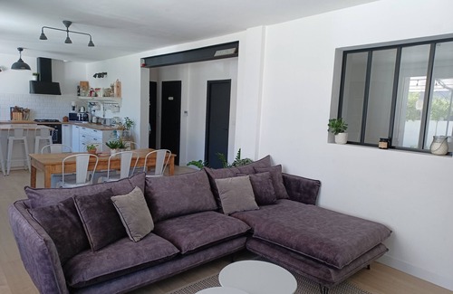 Saint-Saturnin-les-Avignon Villa | Belle Villa Avec Piscine Privée Près D'avignon