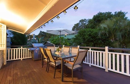 Bulimba House | Bella Bulimba, a pet friendly beautiful character home with fenced rear garden
