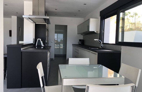 Altea la Vella House | BELLA GALERA modern house, large pool and jacuzzi