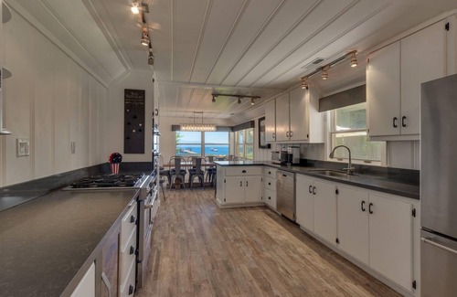 Tahoe Pines House | Belleview's Beauty - Lakefront - TLUXP