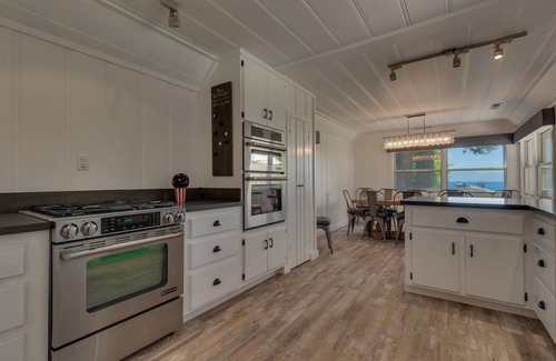 Tahoe Pines House | Belleview's Beauty - Lakefront - TLUXP