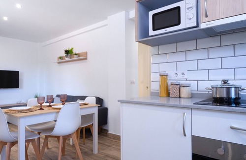 Moravit Apartment | Belloresguardo 2 by Solhabitat Rentals