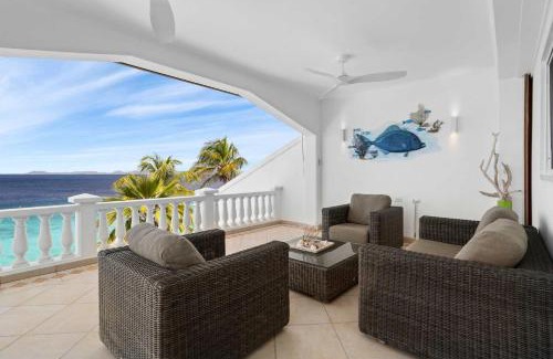 Belnem Apartment | Belmar Oceanfront Apartments 21 right on the ocean with diving facilities