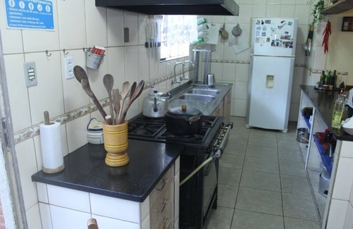 Cotia House | Belo Sítio com piscina, & 6.000 mt2 de área verde - 15 minutos de Pinheiros.