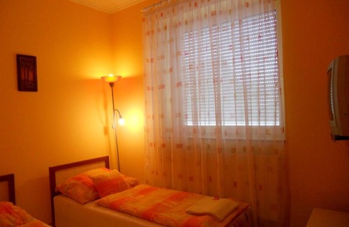 Oroshaza House | Belvárosi Vendégház