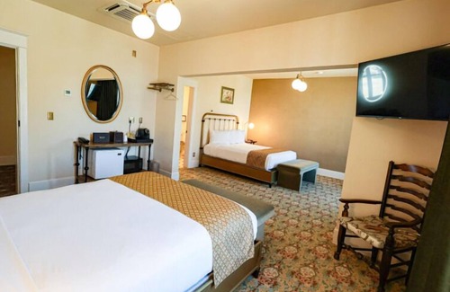 Tonopah Hotel | Belvada Hotel