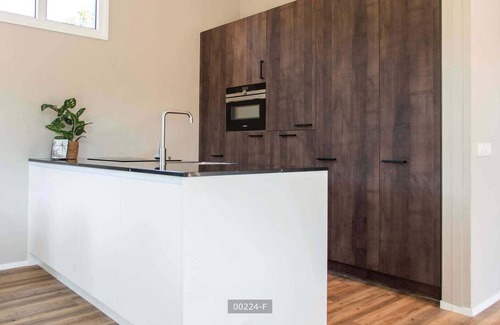 Cromvoirt Ski Chalet | ✓ Belvedere at Résidence de Leuvert ✓ Holiday home for six persons ✓ Situated close to 's Hertogenbosch (North Brabant) ✓ Near De IJzeren Man ✓ Book directly at the park