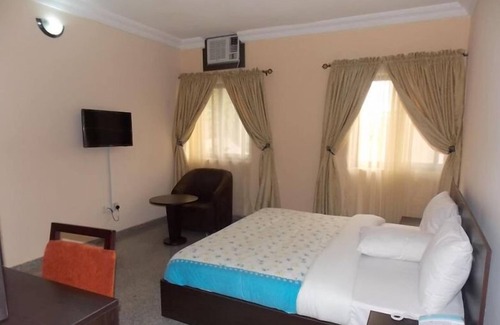 Umuahia Hotel | Benac Suites Hotel