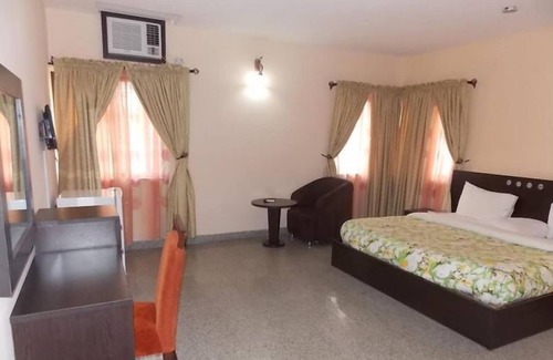 Umuahia Hotel | Benac Suites Hotel