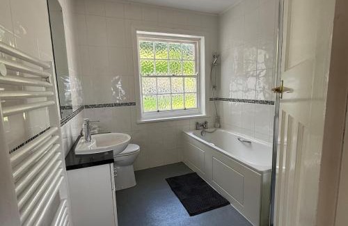 Conwy House | Benarth Lodge uniquely situated hideaway in Conwy