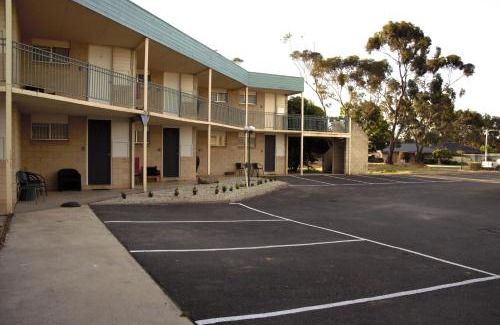 Kangaroo Flat Hotel | Bendigo Motor Inn