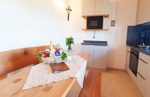Schechen Apartment | Benedikt vacation apartment, 70 sqm, south-facing balcony, 2 bedrooms