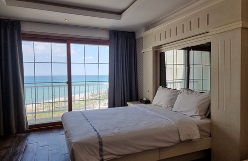 Sokcho Hotel | Benikea Mountain and Sea Yangyang