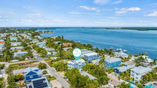 Bradenton Beach House | Bennys Bungalow - 2213