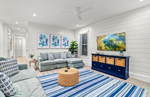 Bradenton Beach House | Bennys Bungalow - 2213