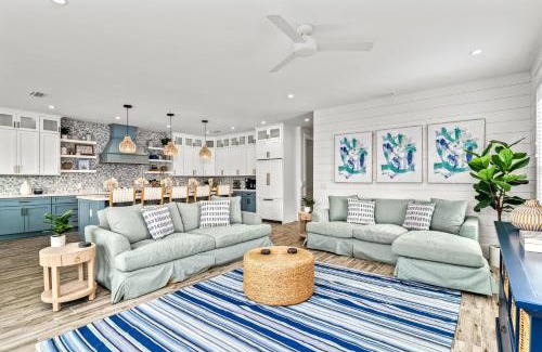 Bradenton Beach House | Bennys Bungalow - 2213