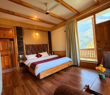 Manali Bed & Breakfast | Bens Villa