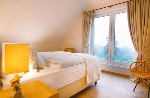 Gellinghausen Hotel | Berghotel Hoher Knochen - Ruhe & Natur
