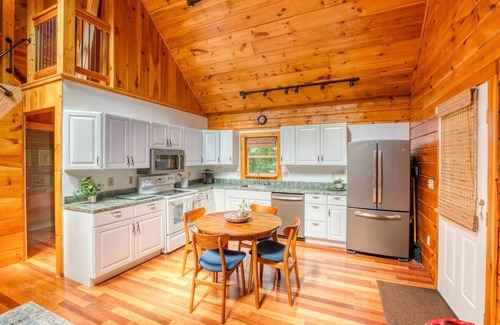 Washington Cabin | Berkshires Log Cabin by Evergreen Home