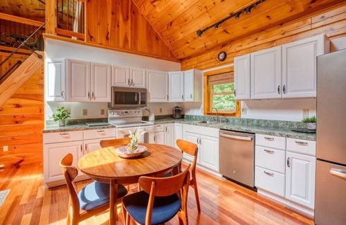 Washington Cabin | Berkshires Log Cabin by Evergreen Home
