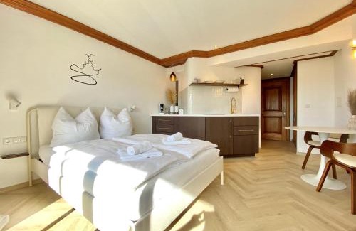 Enzensberg Apartment | Best Butler I Romantic 4two I Küche I Balkon I Parken I Schlossblick