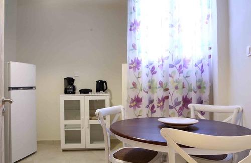 Nikaia-Agios Ioannis Rentis Apartment | Best House Anakreontos