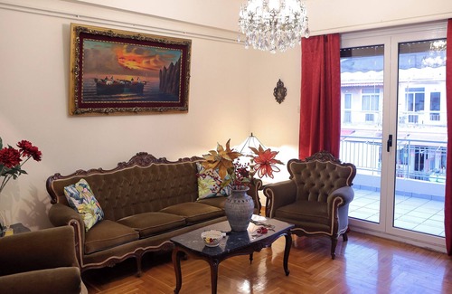 Omonia Apartment | Best House Retro Home Omonoia Sq. Athens