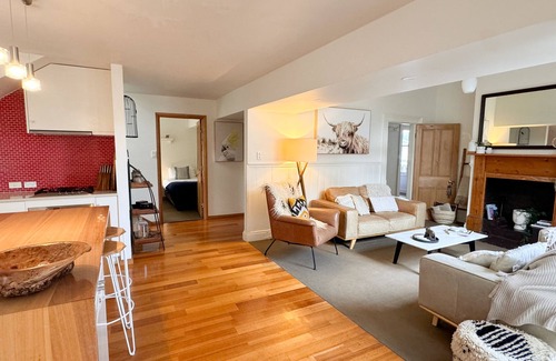 Sullivan's Cove House | Best Location in Hobart! Luxury house, close to everything!