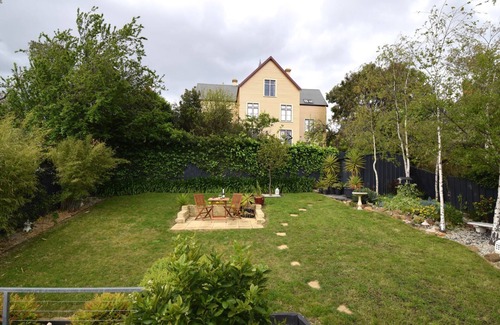 Sullivan's Cove House | Best Location in Hobart! Luxury house, close to everything!