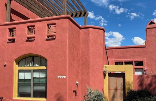 Tumacacori House | Best Nest for Walking, Swimming & Birding. Pet friendly, no pet fee!