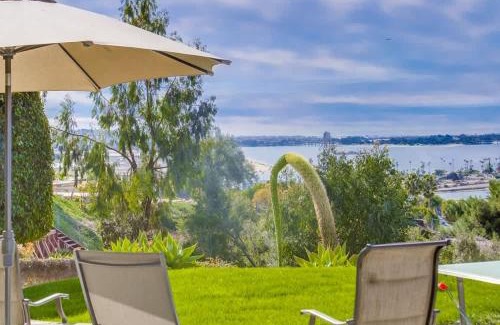 Bay Park House | Best Ocean & Bay Views in SD Large Backyard Air Conditioning