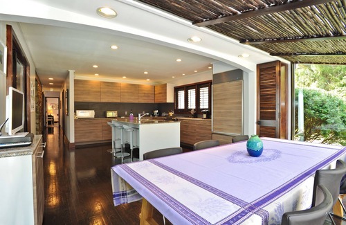 Roxbury House | BEST TOWN ROXBURY! PoshPadsCT "PAINTER - POOL" 1.5Hrs NYC, Mint, Ski, Fires, BBQ